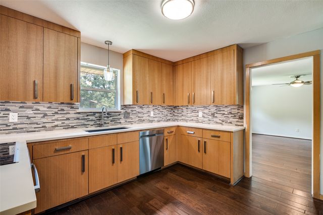 5007 Jefferson Drive, Sachse, TX 75048