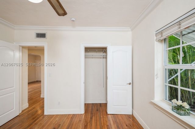 237 Madeira Ave 1, Coral Gables, FL 33134