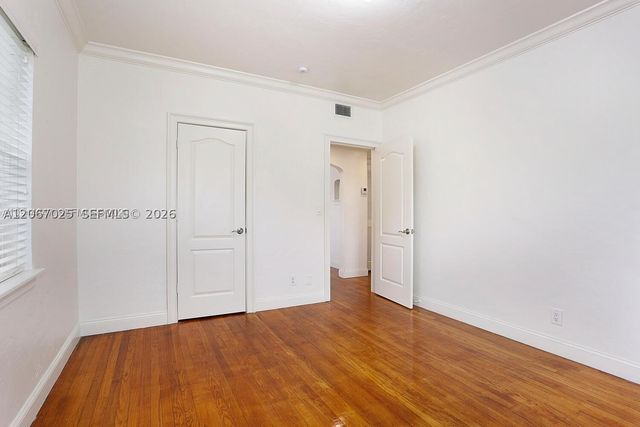 237 Madeira Ave 1, Coral Gables, FL 33134