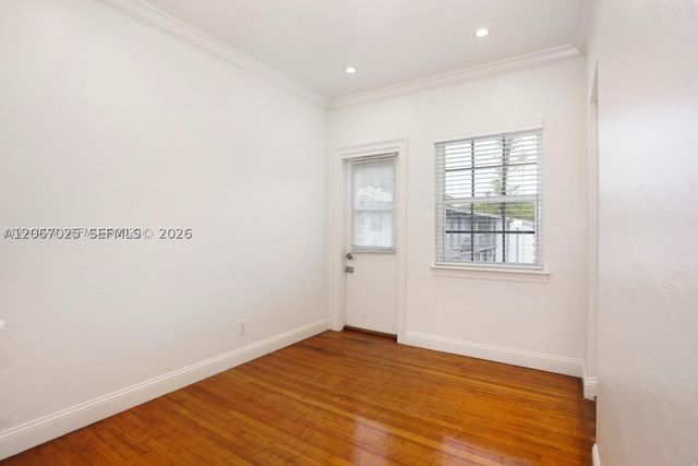 237 Madeira Ave 1, Coral Gables, FL 33134