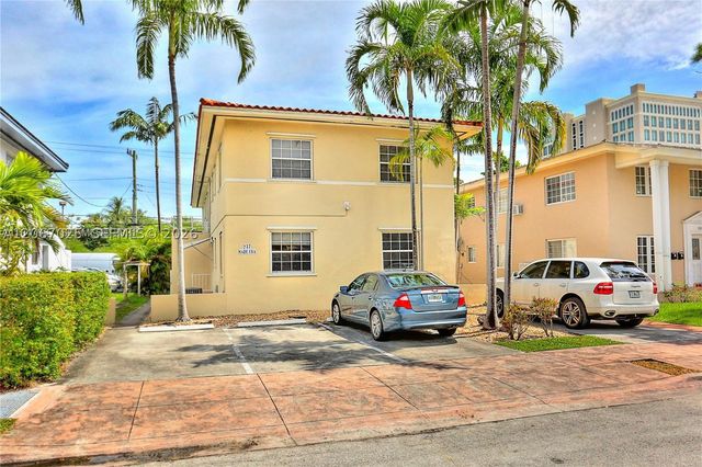 237 Madeira Ave 1, Coral Gables, FL 33134