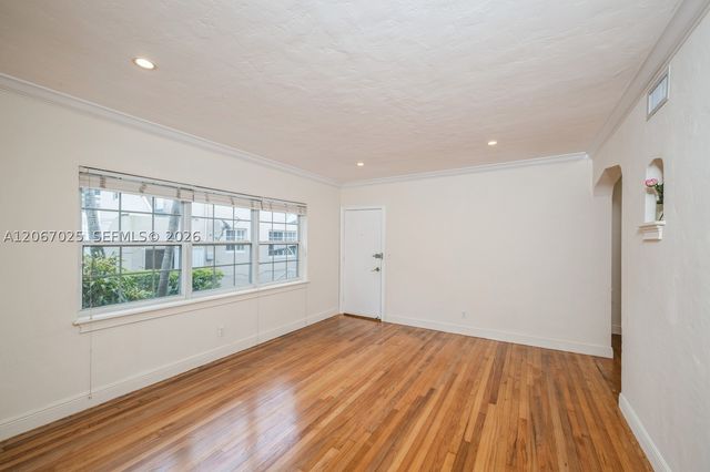 237 Madeira Ave 1, Coral Gables, FL 33134