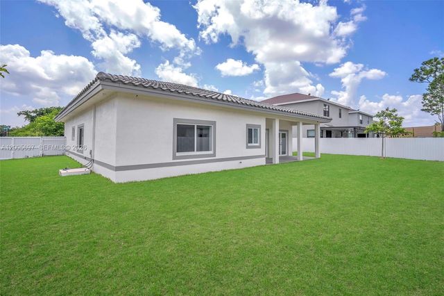 12901 SW 265th St, Homestead, FL 33032