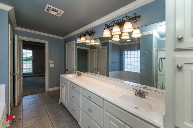 419 Half Moon Lane, Bossier City, LA 71111