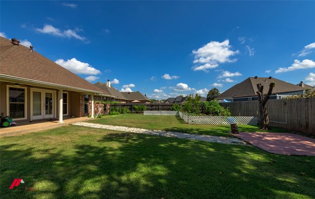 419 Half Moon Lane, Bossier City, LA 71111