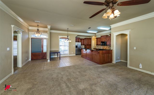419 Half Moon Lane, Bossier City, LA 71111