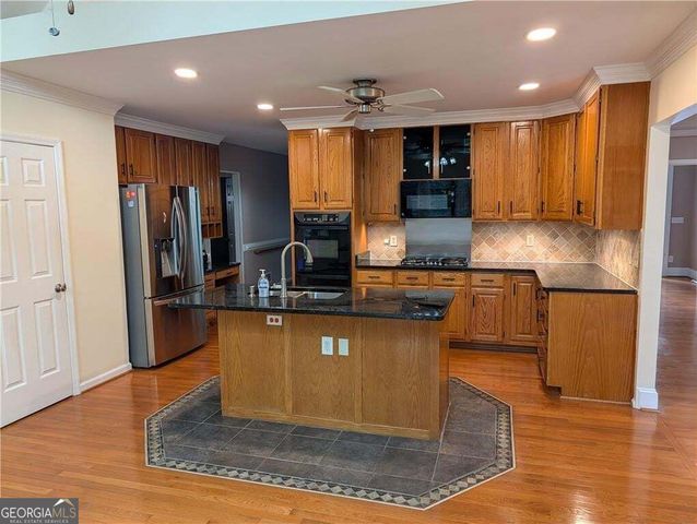 1964 Fields Pond Drive, Marietta, GA 30068