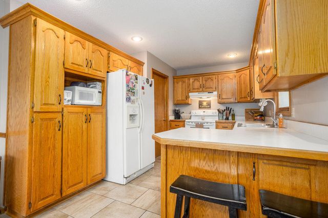 3882 W Edgewood Street, Springfield, MO 65807