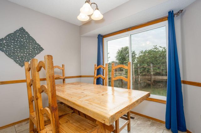 3882 W Edgewood Street, Springfield, MO 65807