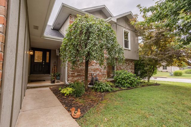 3882 W Edgewood Street, Springfield, MO 65807