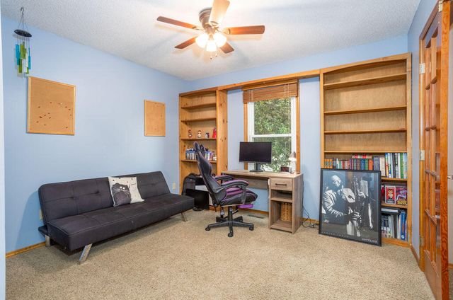 3882 W Edgewood Street, Springfield, MO 65807