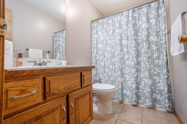 3882 W Edgewood Street, Springfield, MO 65807