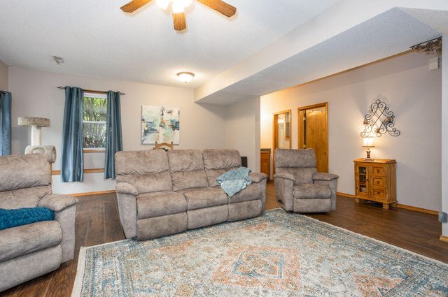 3882 W Edgewood Street, Springfield, MO 65807