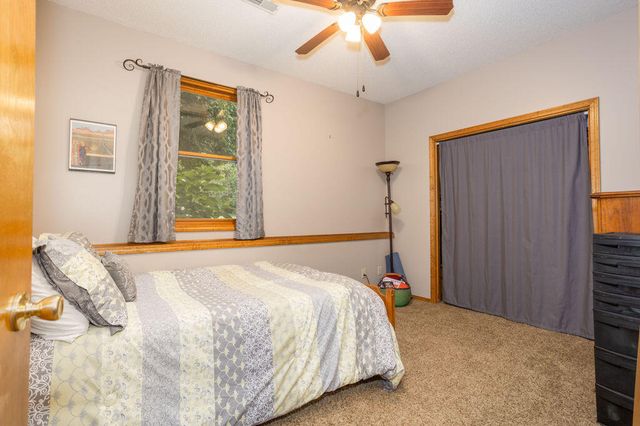 3882 W Edgewood Street, Springfield, MO 65807