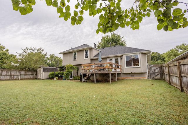 3882 W Edgewood Street, Springfield, MO 65807