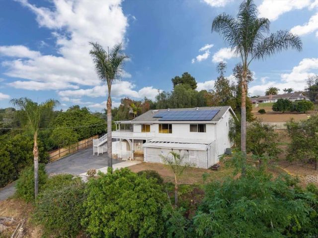 1815 Premier Street, Fallbrook, CA 92028