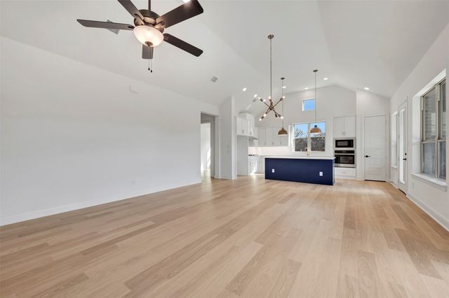 4703 Boyds Branch Drive, Arlington, TX 76005