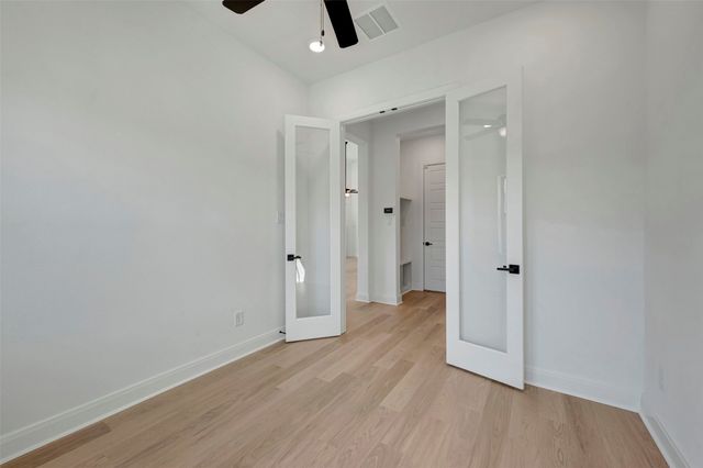 4703 Boyds Branch Drive, Arlington, TX 76005