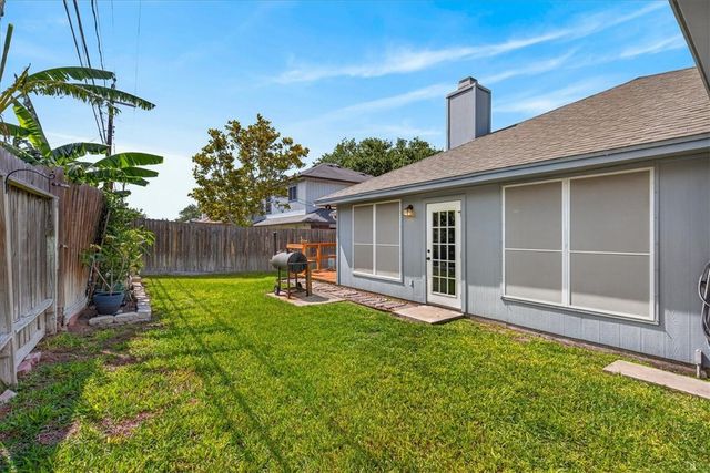 4226 Valley Cir, Corpus Christi, TX 78413