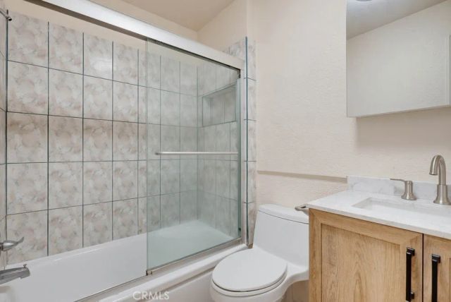 1010 Valencia Street D, Costa Mesa, CA 92626