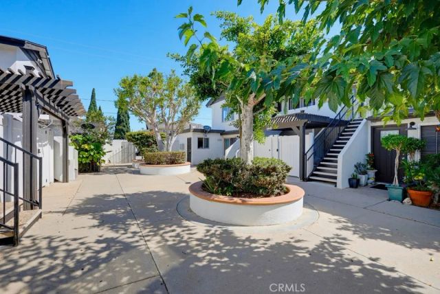 1010 Valencia Street D, Costa Mesa, CA 92626