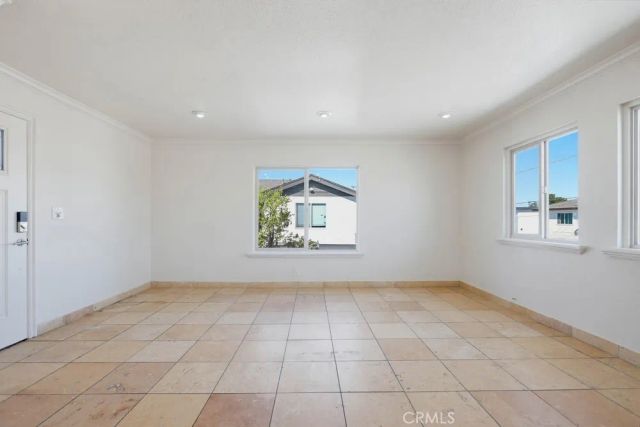 1010 Valencia Street D, Costa Mesa, CA 92626