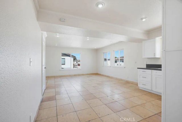 1010 Valencia Street D, Costa Mesa, CA 92626