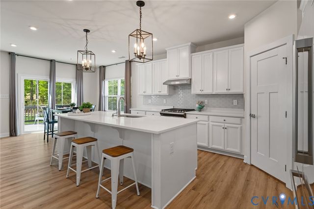 18155 Sagamore Dr, Moseley, VA 23120