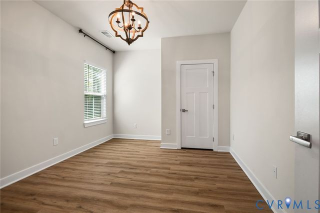18155 Sagamore Dr, Moseley, VA 23120