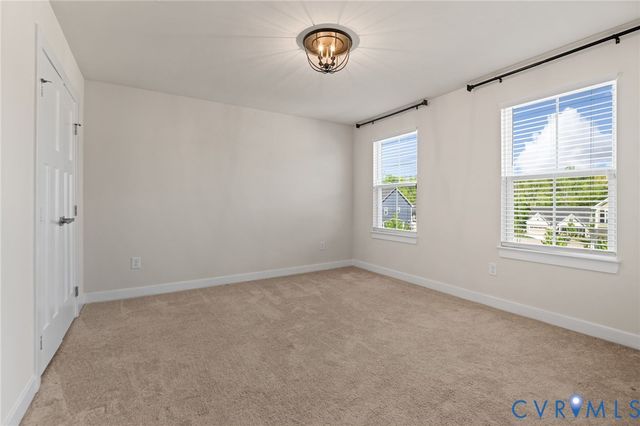 18155 Sagamore Dr, Moseley, VA 23120