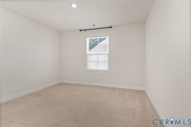 18155 Sagamore Dr, Moseley, VA 23120