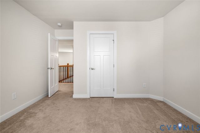 18155 Sagamore Dr, Moseley, VA 23120