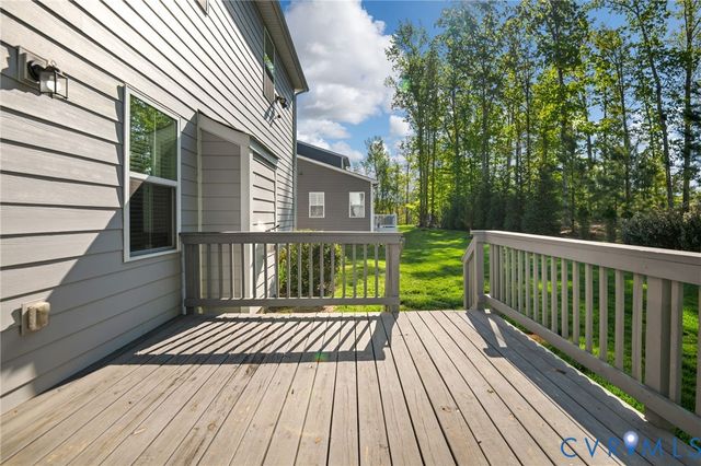 18155 Sagamore Dr, Moseley, VA 23120