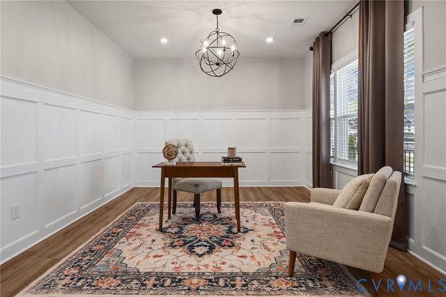 18155 Sagamore Dr, Moseley, VA 23120