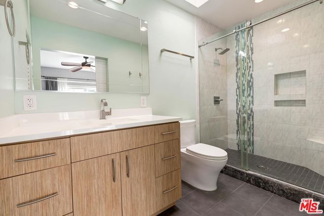 13011 MINDANAO Way 1, Marina Del Rey, CA 90292