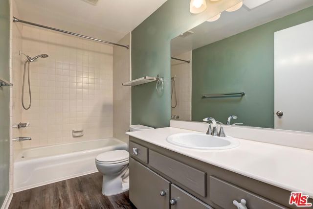 13011 MINDANAO Way 1, Marina Del Rey, CA 90292