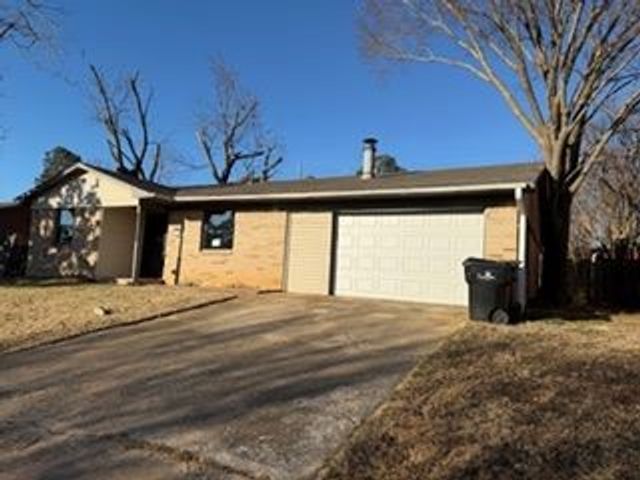 217 Ross Avenue, Denison, TX 75020