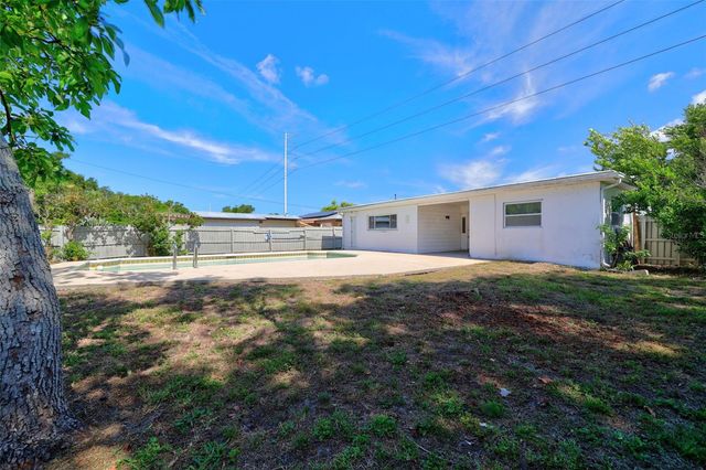 10760 62ND AVENUE, Seminole, FL 33772