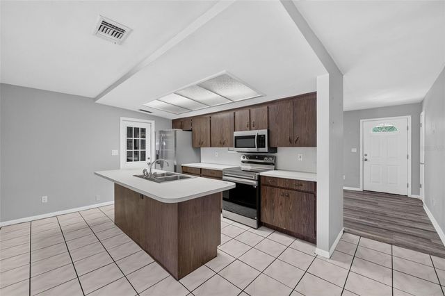 10760 62ND AVENUE, Seminole, FL 33772