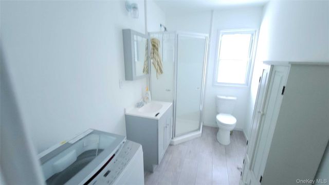 56 Woodcliff Trail, Baiting Hollow, NY 11933