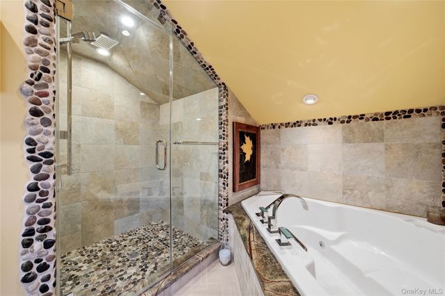 287 Peconic Terrace, Calverton, NY 11933