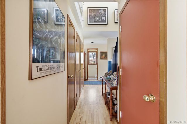 287 Peconic Terrace, Calverton, NY 11933