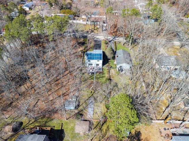 287 Peconic Terrace, Calverton, NY 11933