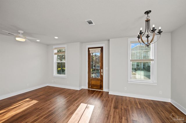 248 N Devilliers St, Pensacola, FL 32502