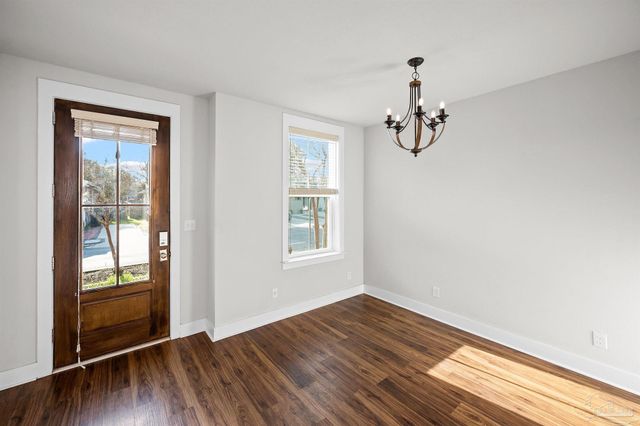 248 N Devilliers St, Pensacola, FL 32502