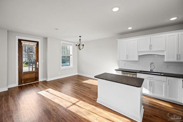 248 N Devilliers St, Pensacola, FL 32502