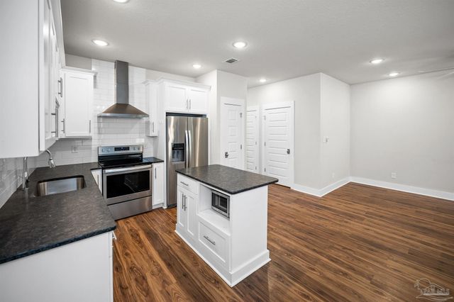 248 N Devilliers St, Pensacola, FL 32502