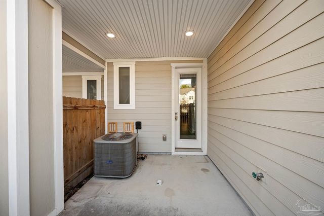 248 N Devilliers St, Pensacola, FL 32502