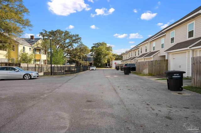 248 N Devilliers St, Pensacola, FL 32502
