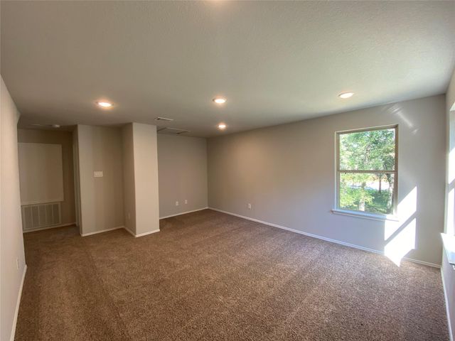 15860 Pecan Drive, Montgomery, TX 77356